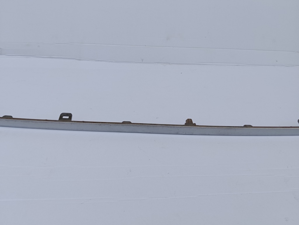 Молдинг хром бампера задня 850700129r renault clio v Оригінал