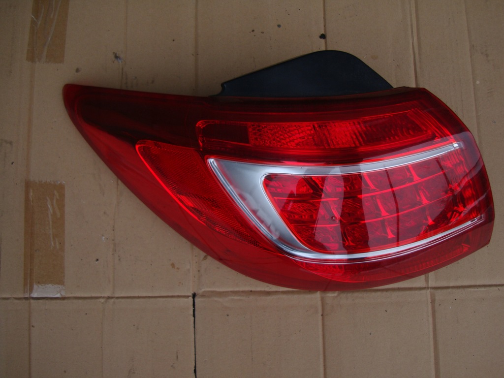 фото №1, Kia sportage iii лампа левая задняя w крыло led