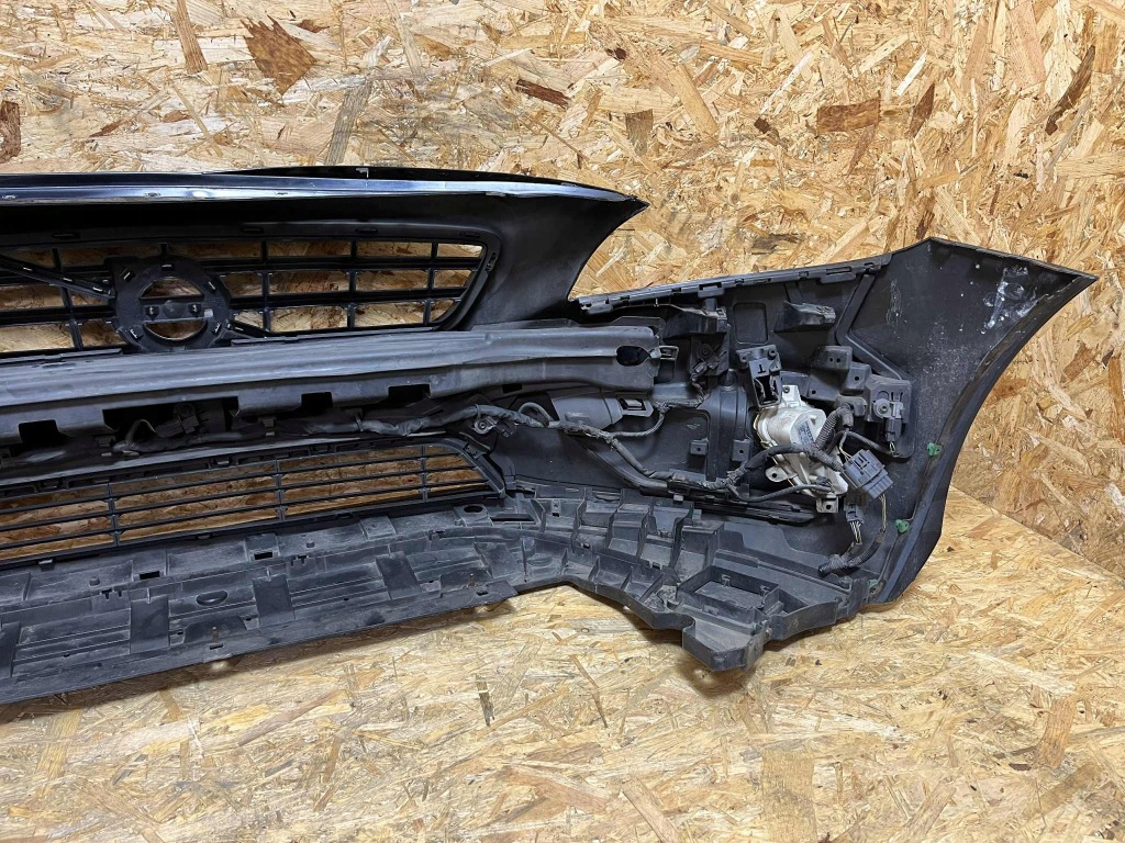 Kompletny бампер перед передний volvo v40 r design 2012- демонтаж оригинал Оригинал