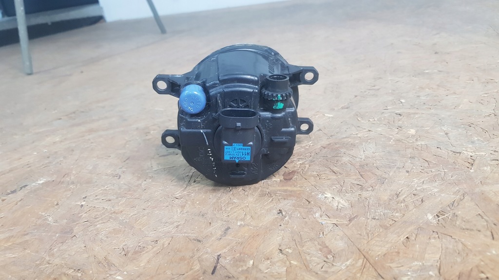 фото №9, Toyota prius 3 iii 09-15r противотуманная фара правый оригинальный