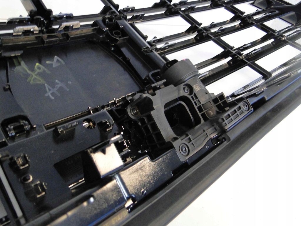 фото №10, Mercedes w222 222 lift решётка радиатора решётка радиатора 63 amg радар