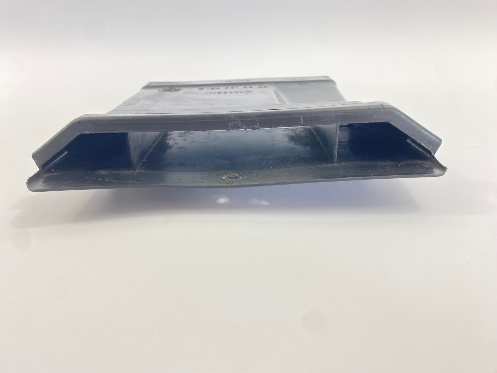 Труба канал повітря вентиляції обдув mercedes w124 1248310546 Доставка