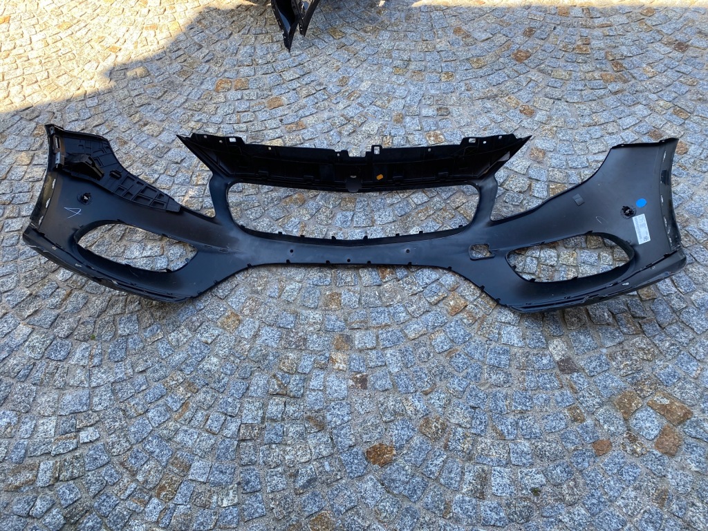 Купити Mercedes 156 gla amg рестайлінг  бампер перед 1568859300 оригінал