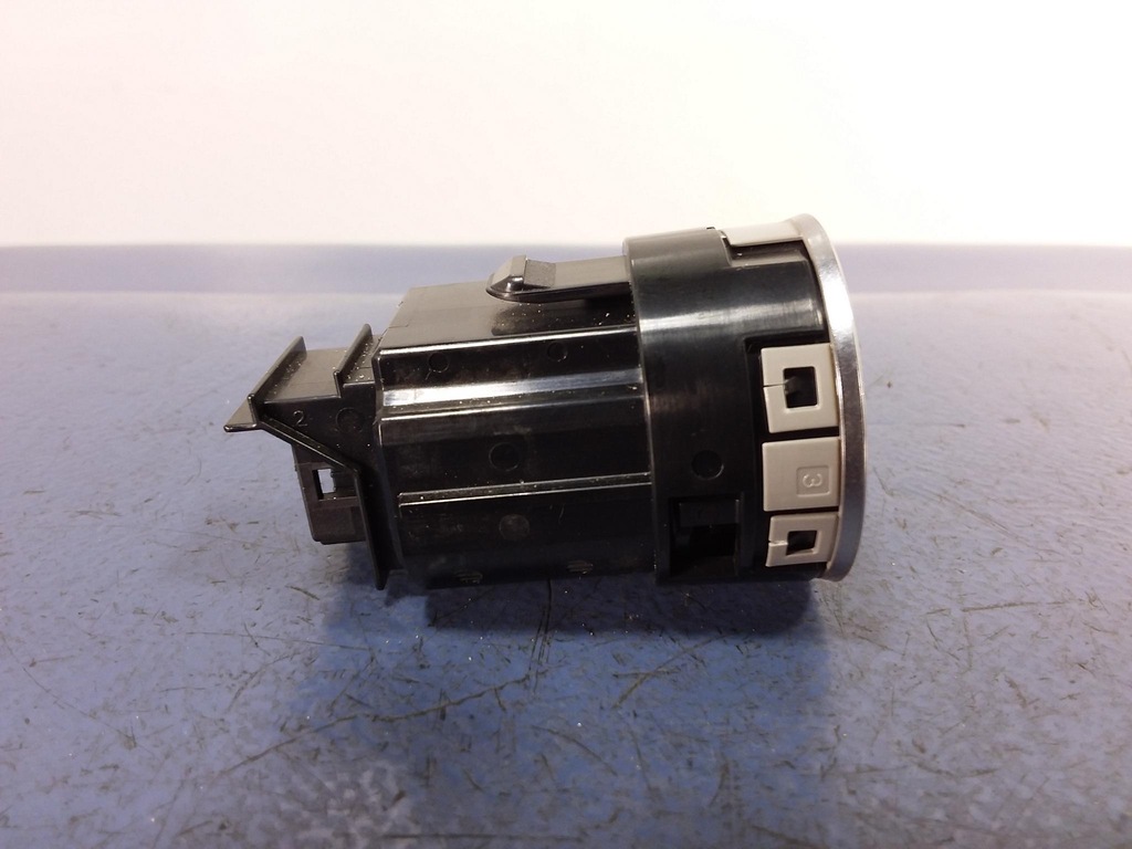 фото №3, Corolla xii e21 кнопка запуск стоп