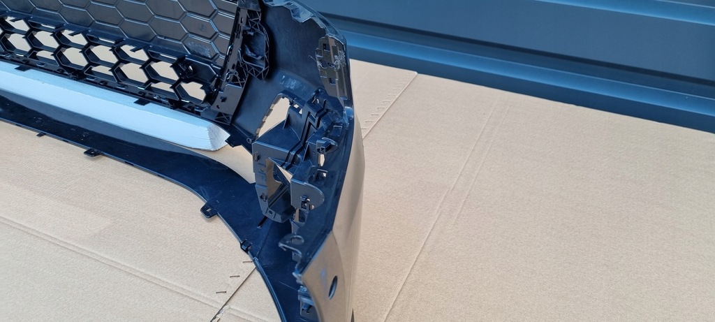 фото №12, Audi a4 b9 lift s-line 2019- бампер перед c045