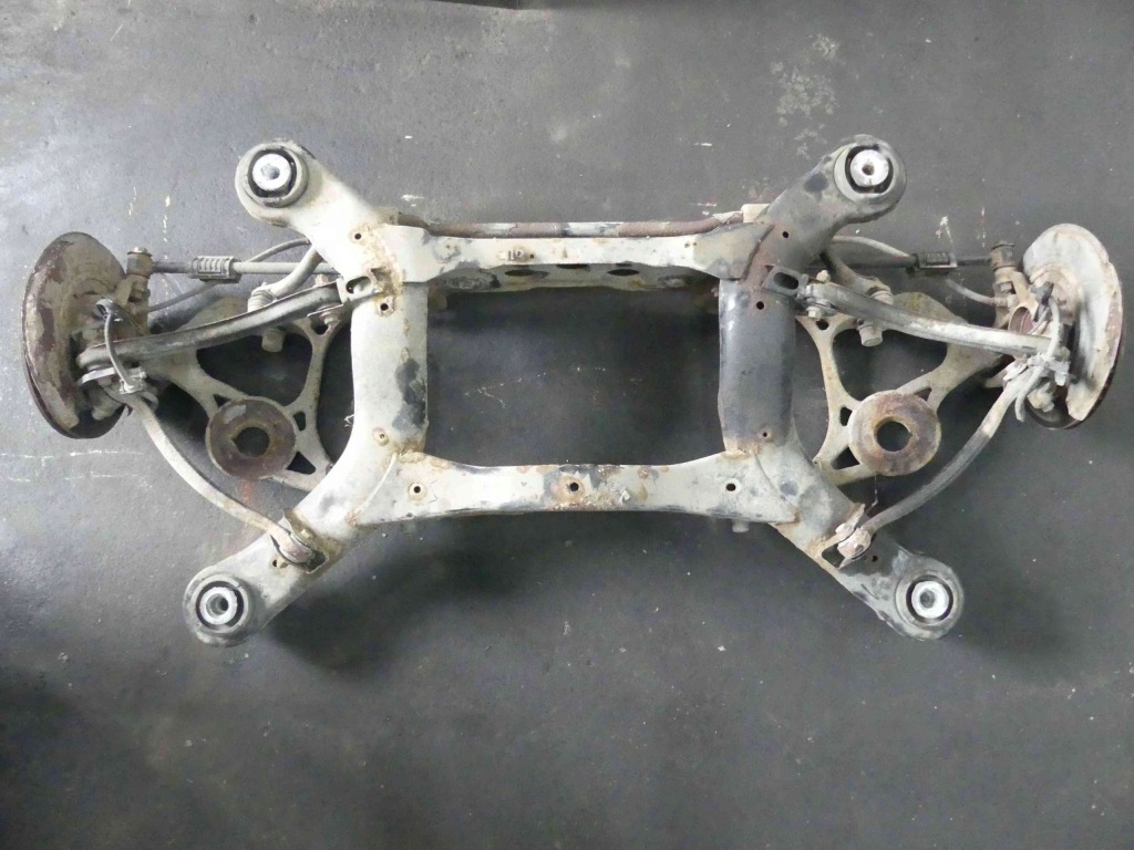 Балка задній задня підрамник mercedes gl 1 x164 в Україні