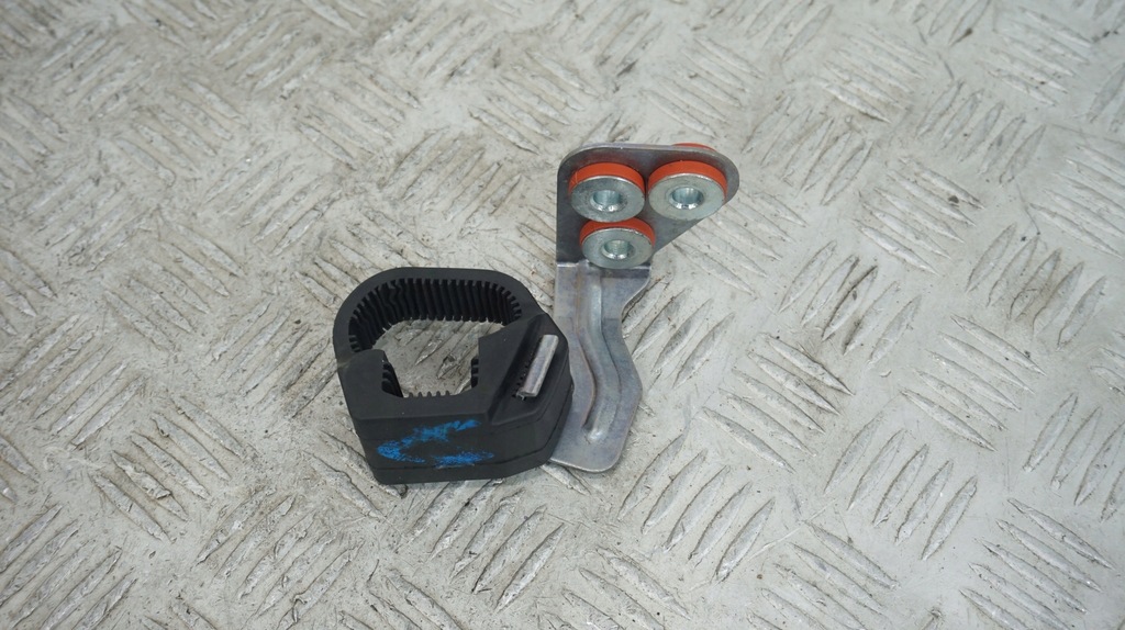 фото №1, Alfa romeo stelvio кронштейн кронштейн