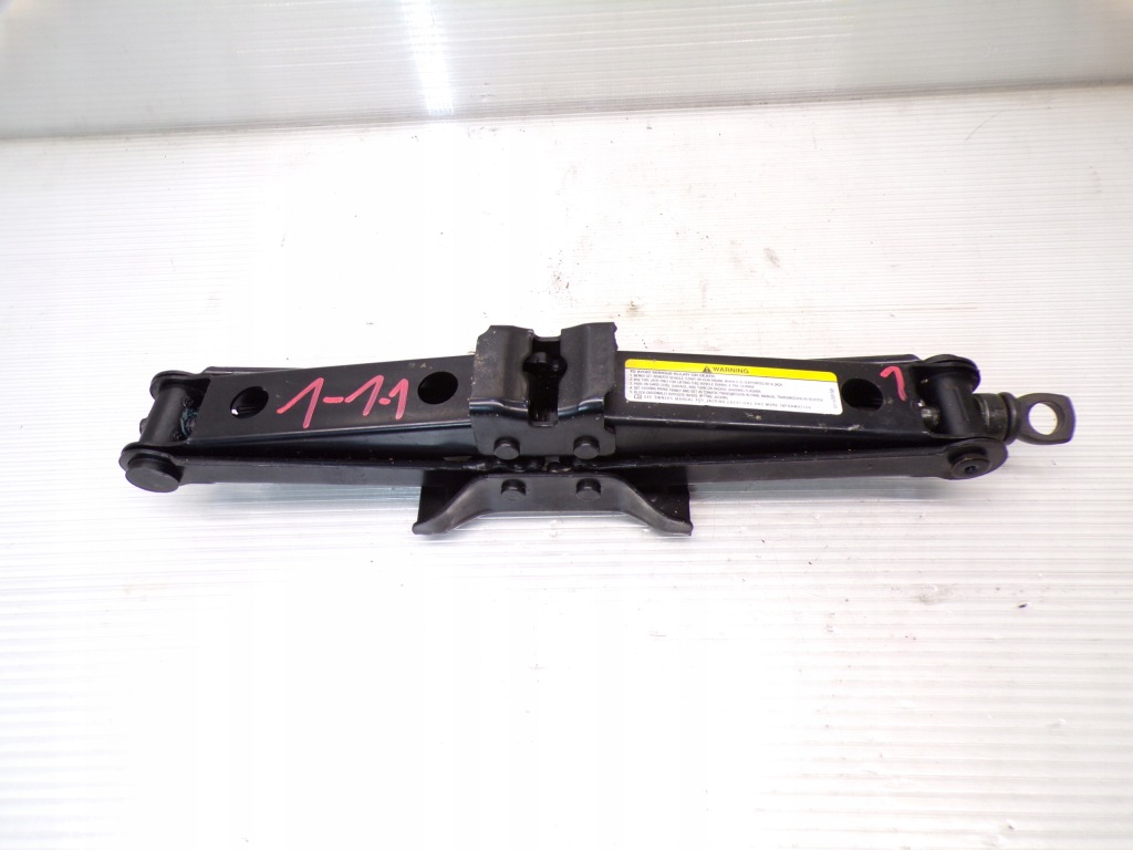 фото №1, Домкрат подъемник автомобильный chrysler 300c jeep grand cherokee wk