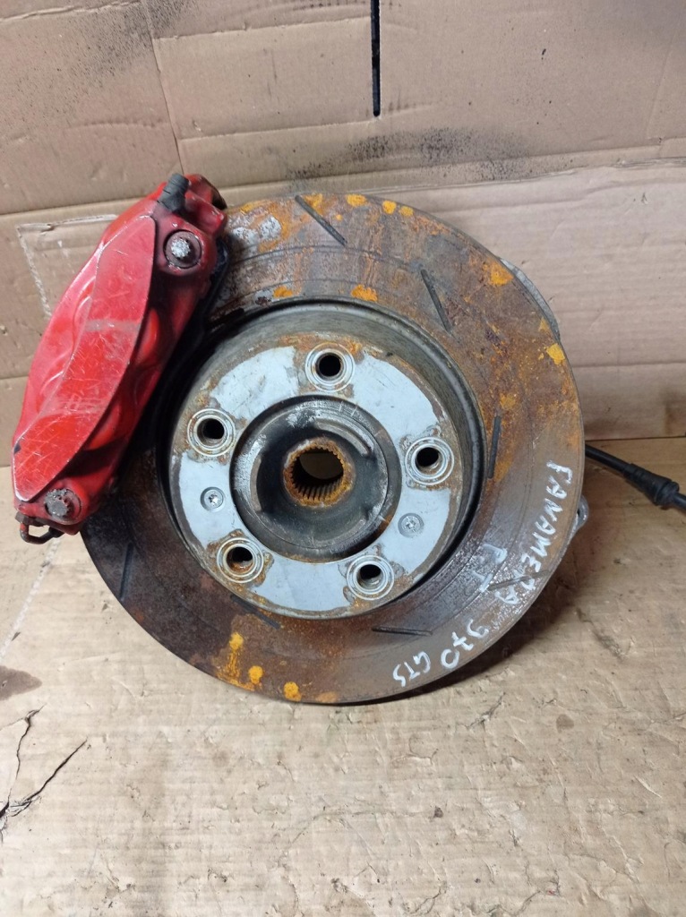 фото №1, Поворотний кулак диск супорт ступиця panamera 970 gts правий задня