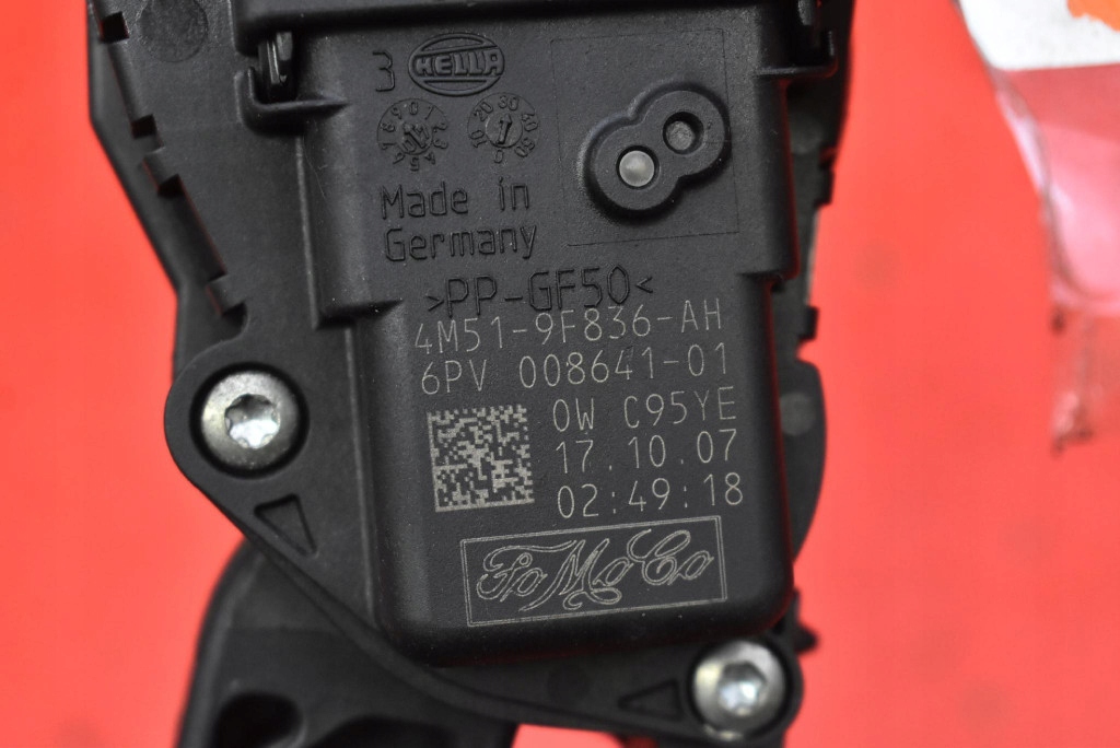 фото №8, Потенціометр педаль газу 4m51-9f836-ah ford focus 2 ii 1.6 tdci 90 km 04-08