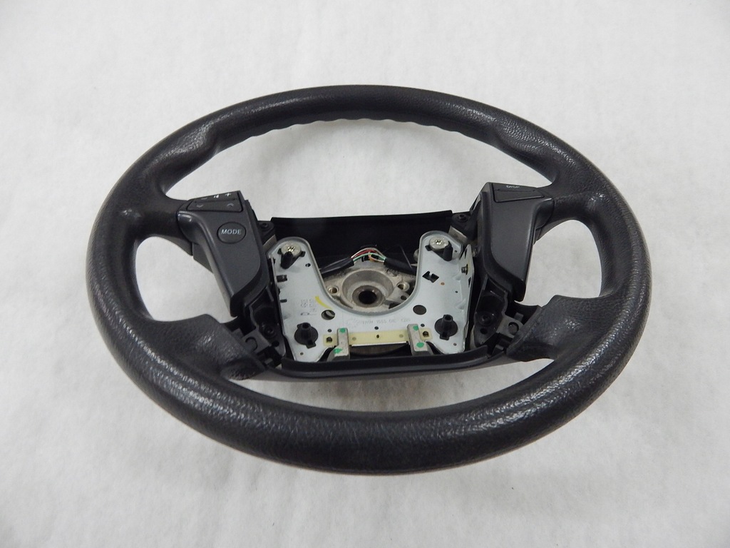 фото №8, Toyota avensis ii t25 - воздуховод multi ładna