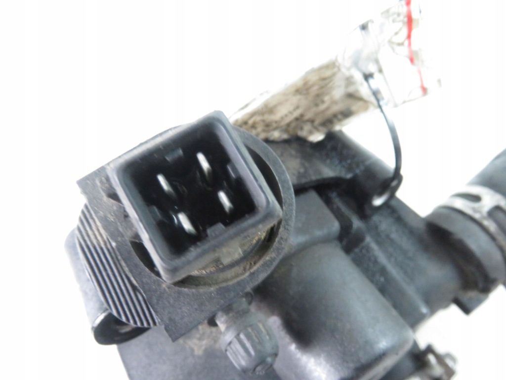 фото №4, Корпус термостата trafic ii 2.5 dci 207592