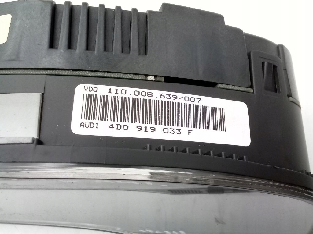 фото №8, Audi a8 d2 счетчик приборы спидометр 4d0919033f