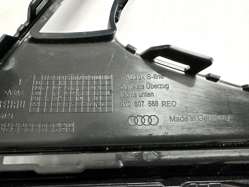 фото №12, Решётка заглушка молдинг передняя audi a3 8y0 s-line, s3 - aso