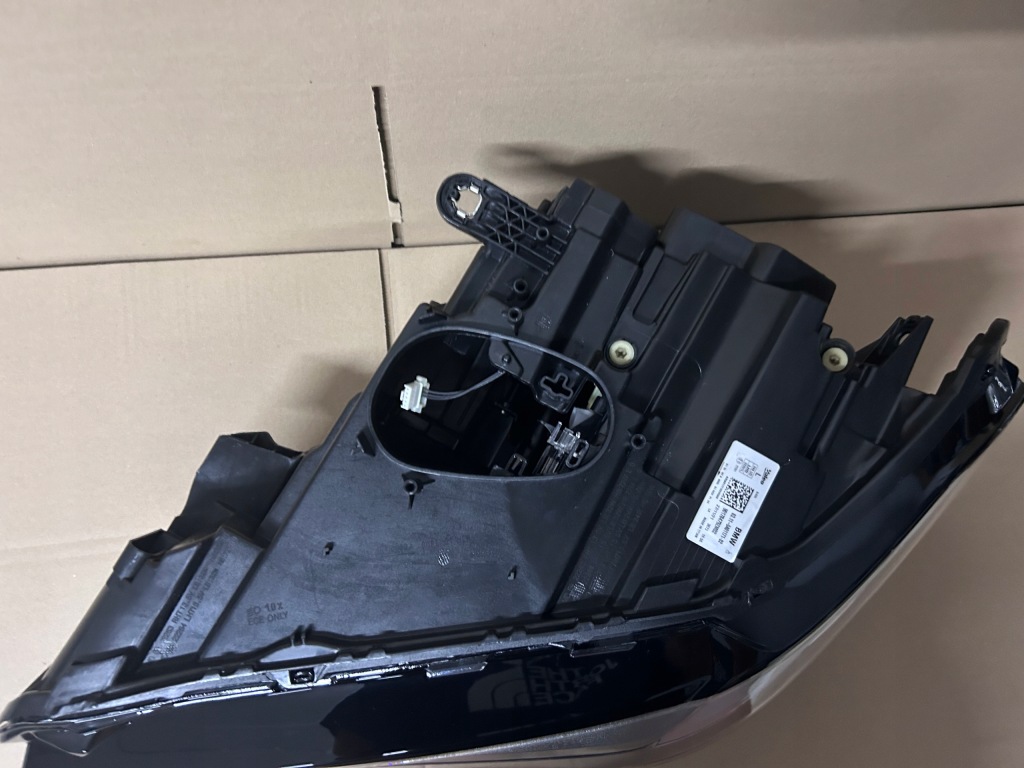 Фара правый  bmw x1 f48 рестайлинг  full led перед передняя Недорого