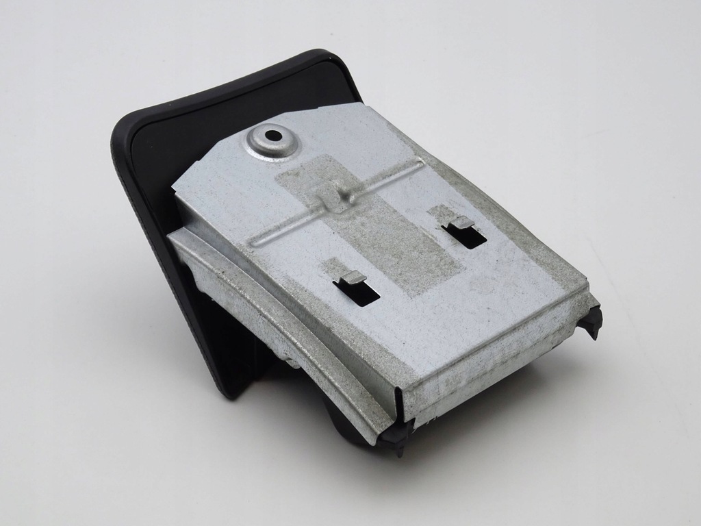 фото №6, Попільничка nissan micra k12 68855axxxx nr151