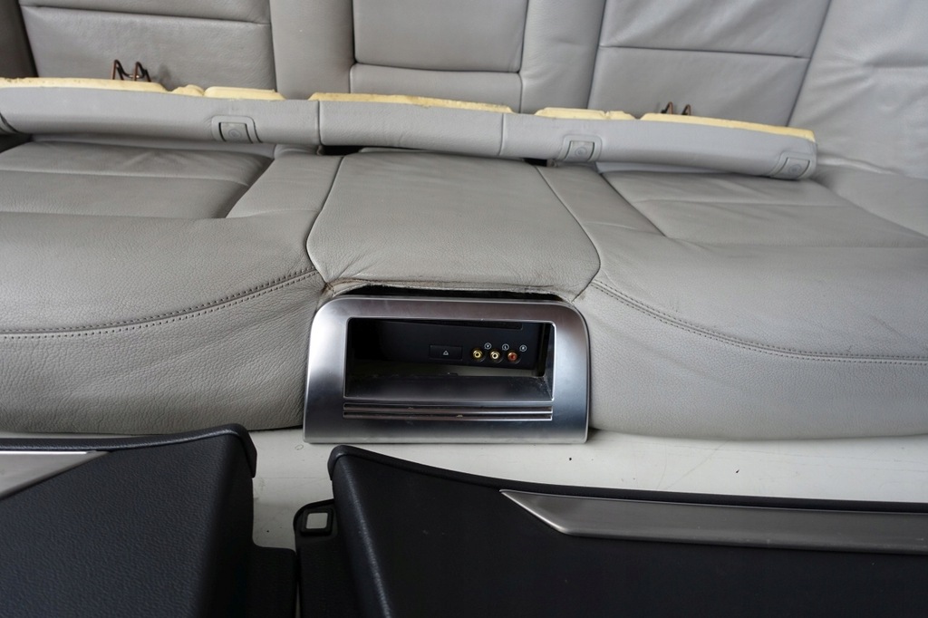 фото №4, Mercedes w212 dvd сиденья обивка салон сиденье