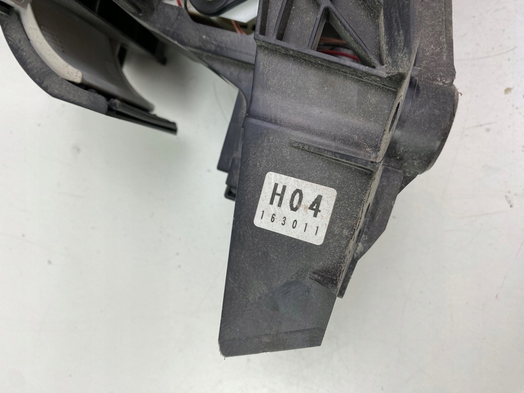 фото №9, Toyota yaris iii выборщик домкрат передач