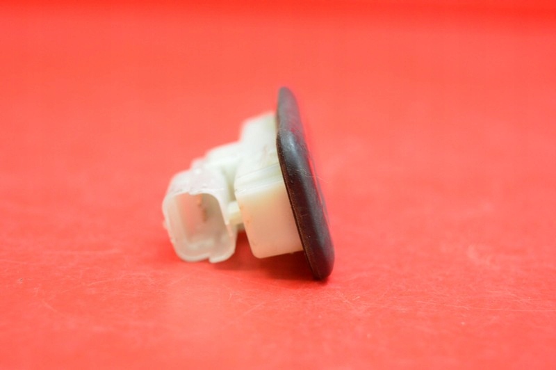 фото №4, Ручка кнопка крышки задняя задний peugeot 1007 05-09