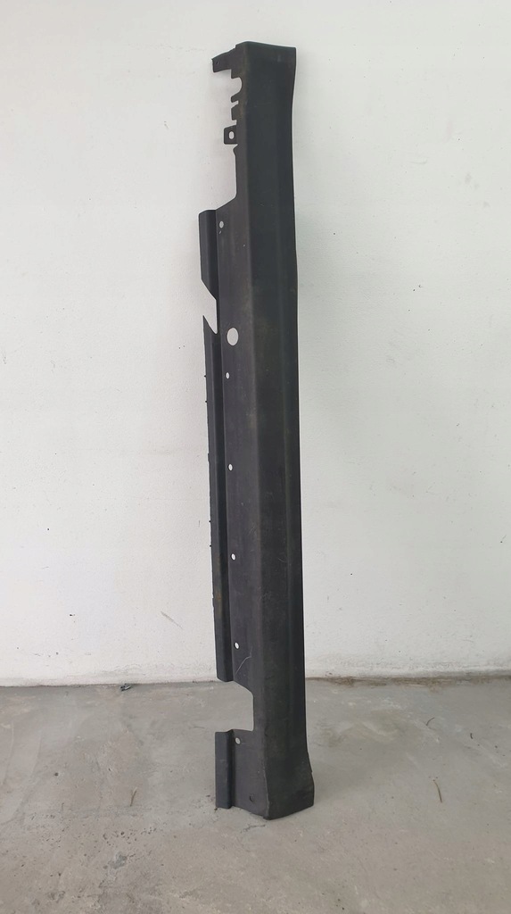 фото №1, Mini cooper r56 r57 молдинг поріг права 7147916