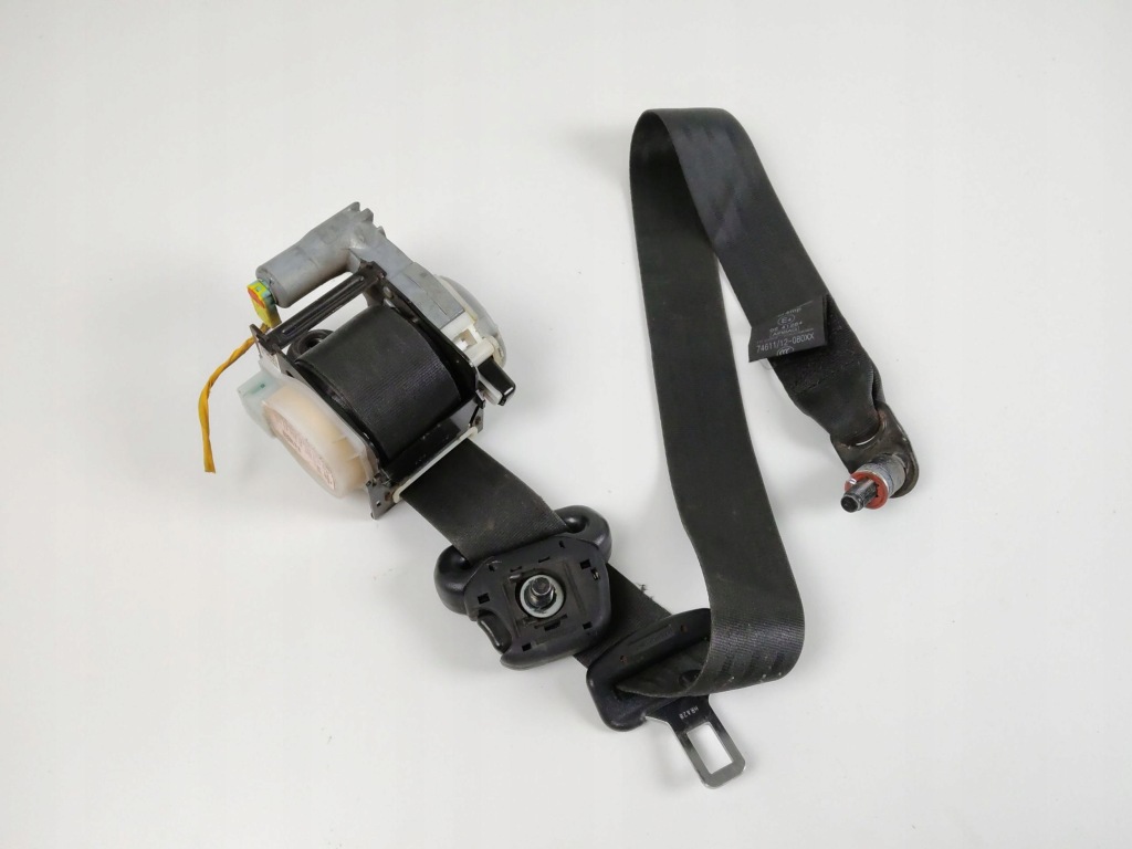 Купити 2015 ssangyong rexton i передній ремінь безпеки 7461208021lam