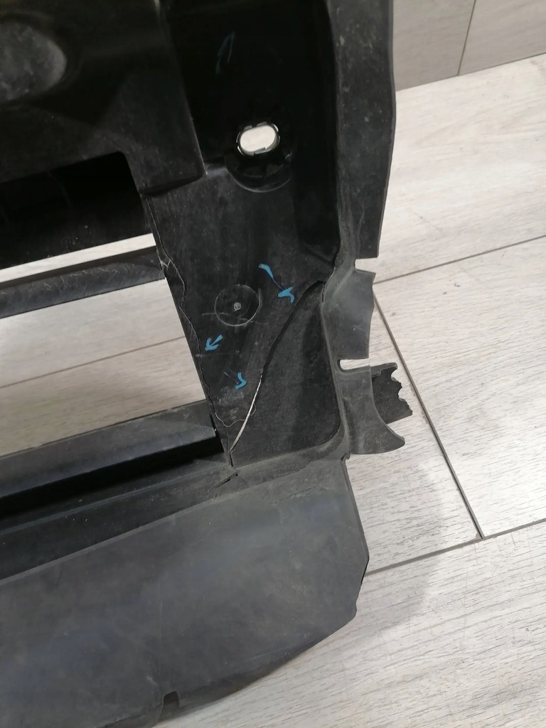 фото №11, Volvo c40 повітропровід жалюзі повітря 31655241