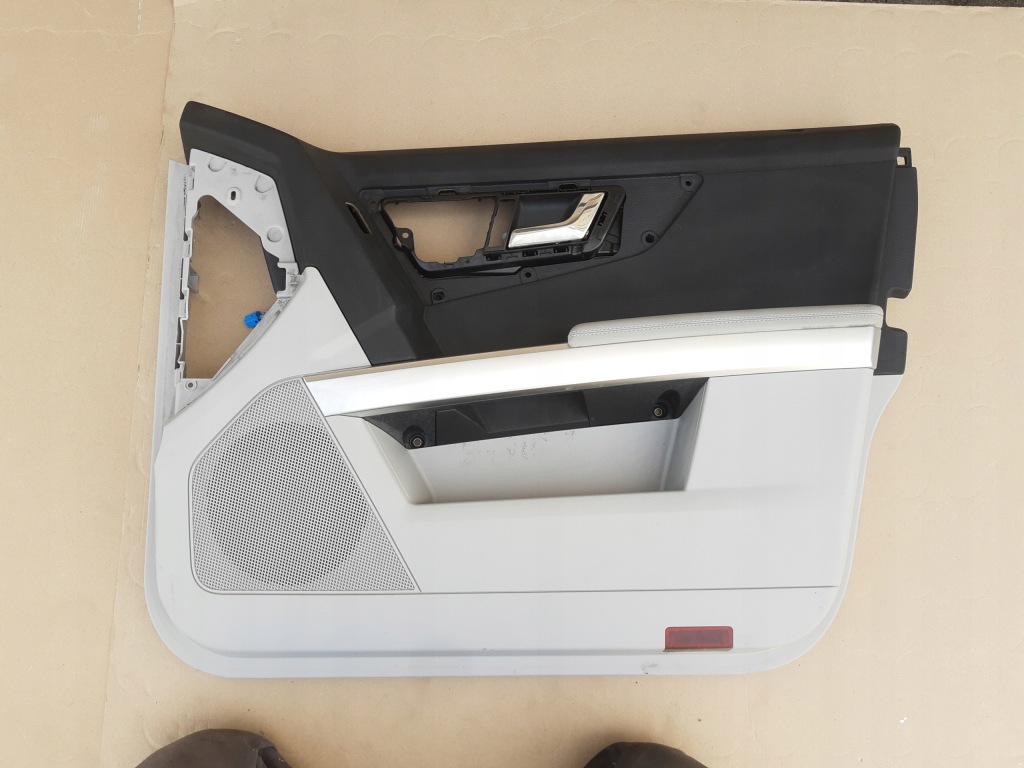 фото №1, Mercedes glk x204 обшивка правий перед оббивка двері права 7e94