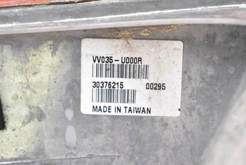 фото №8, Поворотник правый перед передний volvo xc70 1 i 96-00