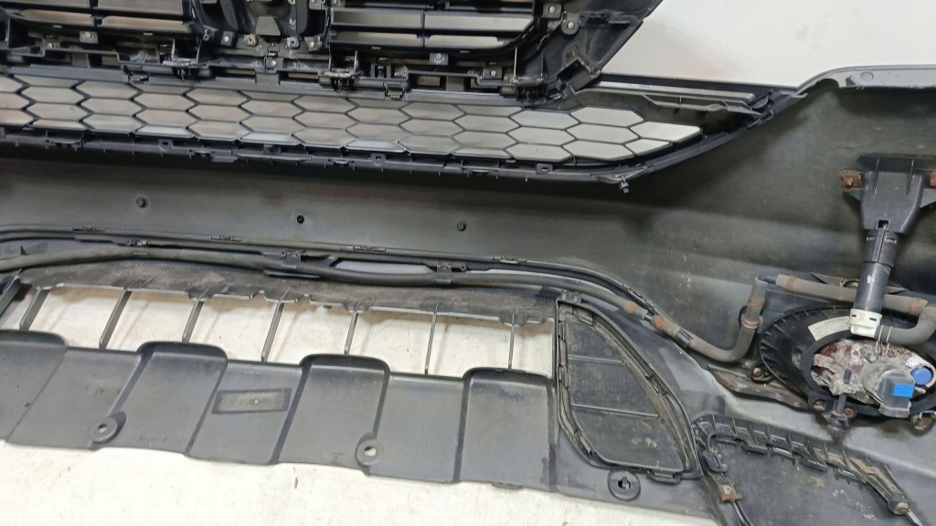 Honda cr-v 3 рестайлінг  09-12 бампер передній перед решітка радіатора решітка радіатора колір nh737m Оригінал