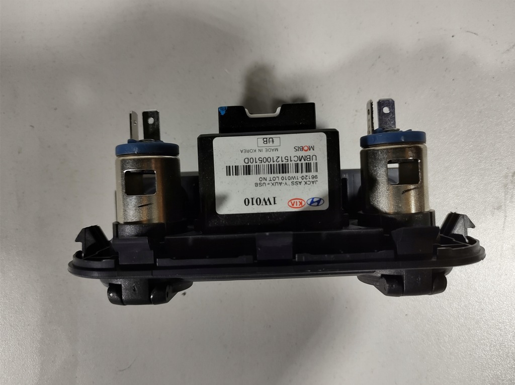 фото №11, Kia rio iii 11r- панель port usb aux 96120-1w010