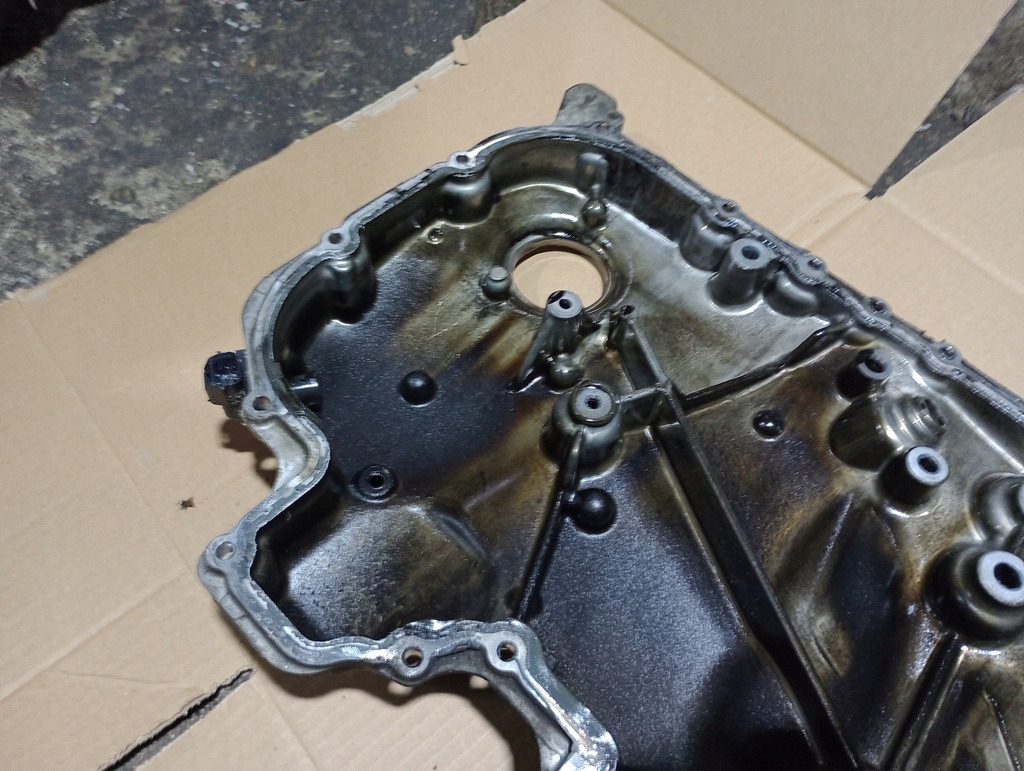 фото №4, Корпус крышка распределительного вала 2.0 d 147 km subaru forester iii impreza legancy