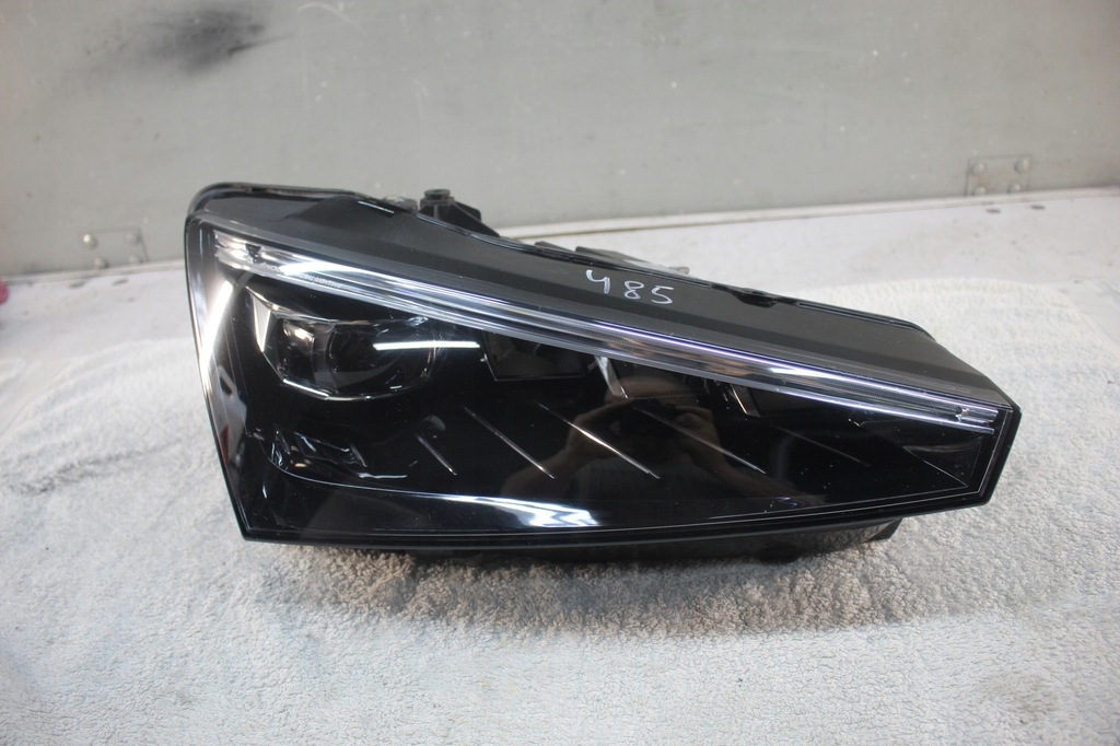 фото №1, Лампа правая перед skoda scala full led 657941016a