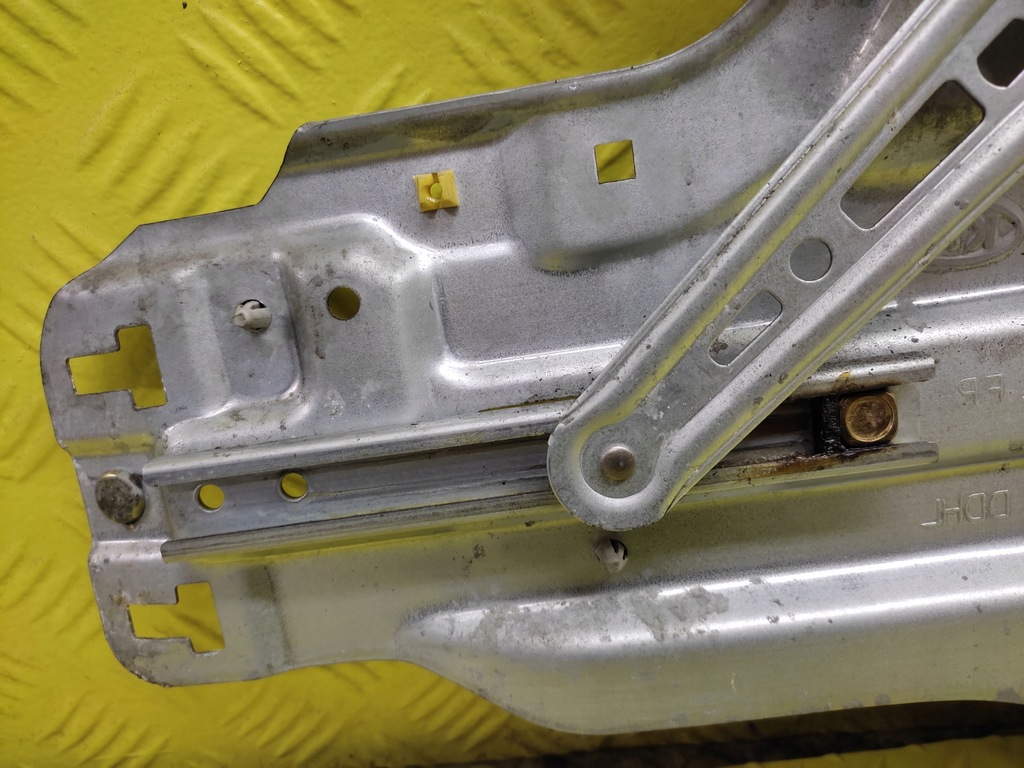 фото №8, Kia cerato подъемник стекло правый перед