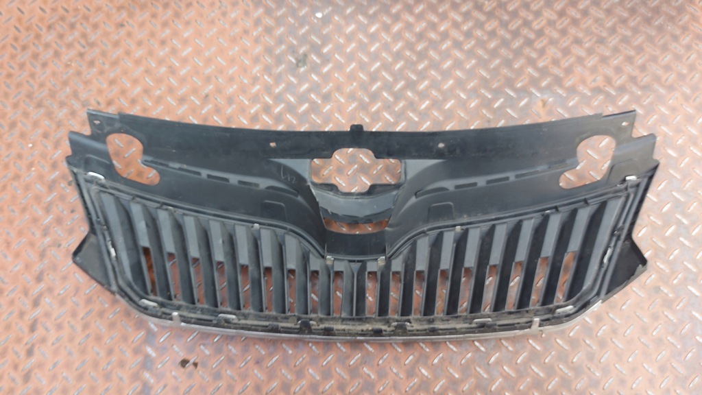 фото №10, Решётка радиатора решётка радиатора бампера перед skoda rapid ii 12-