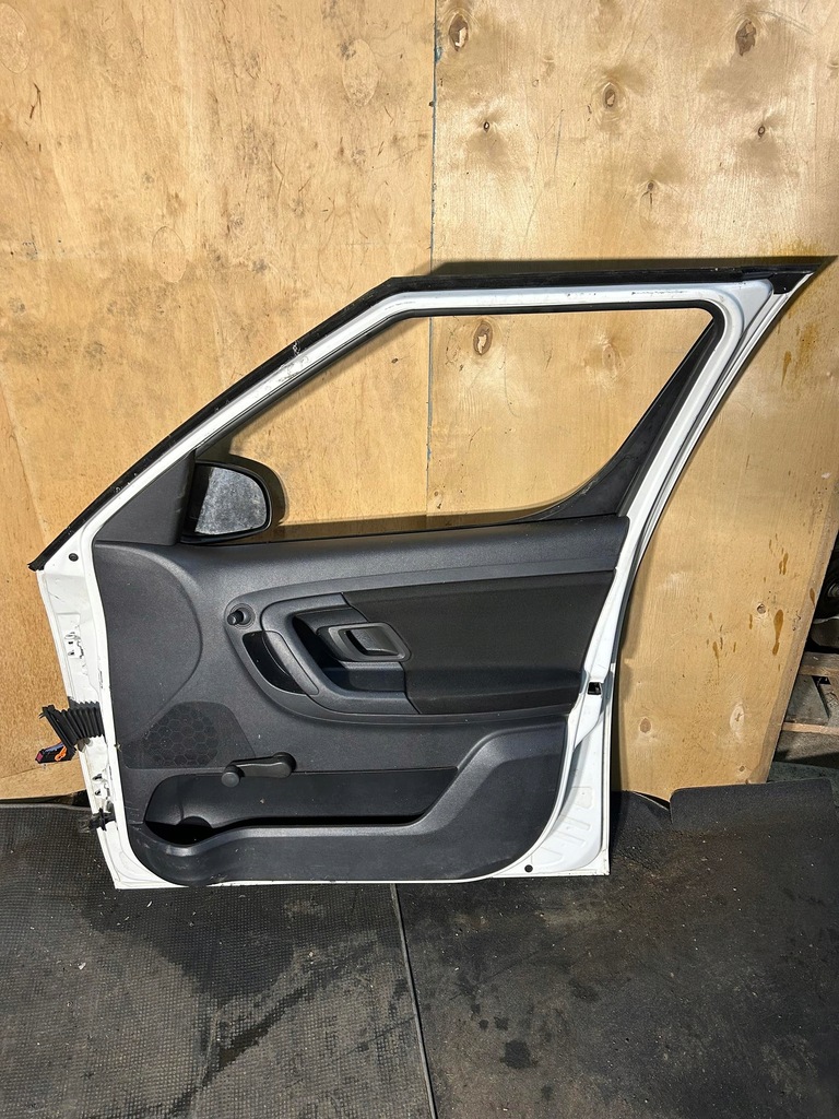 фото №7, Дверь передние правое правый перед skoda praktik roomster полный