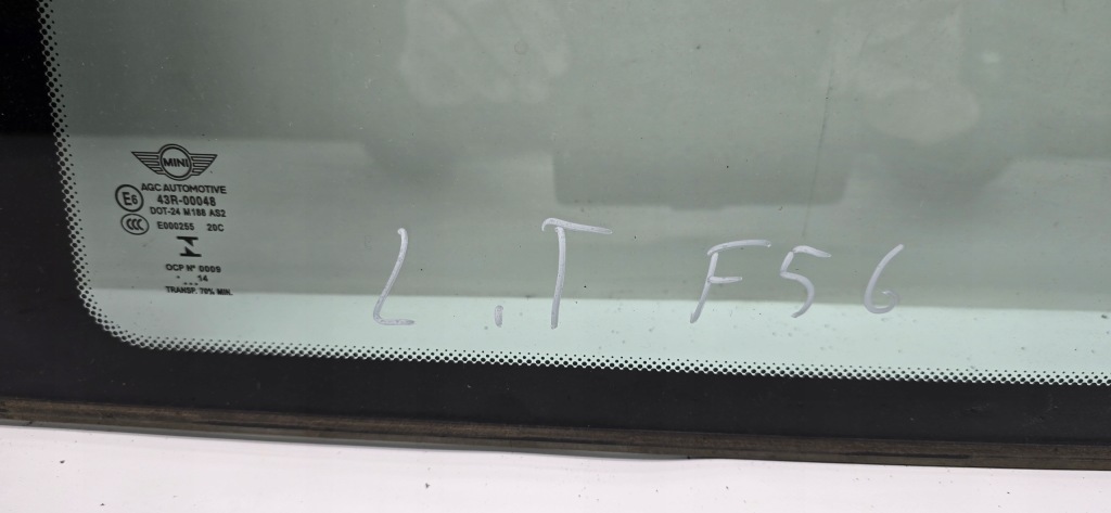 Mini cooper f56 стекло koroseryjna задний левая в Украине