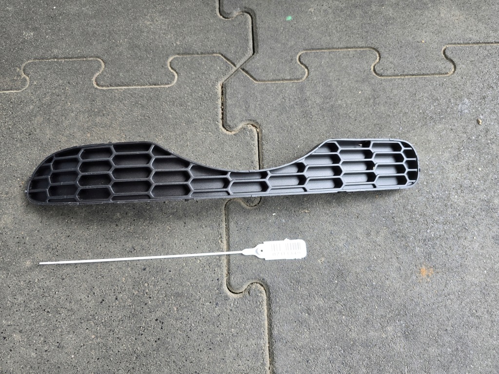 Купити Решітка заднього бампера права mini r55 2755534 нова оригінал