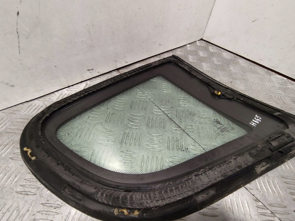 фото №9, Maserati granturismo 2014 стекло кузовная задняя 43r001582