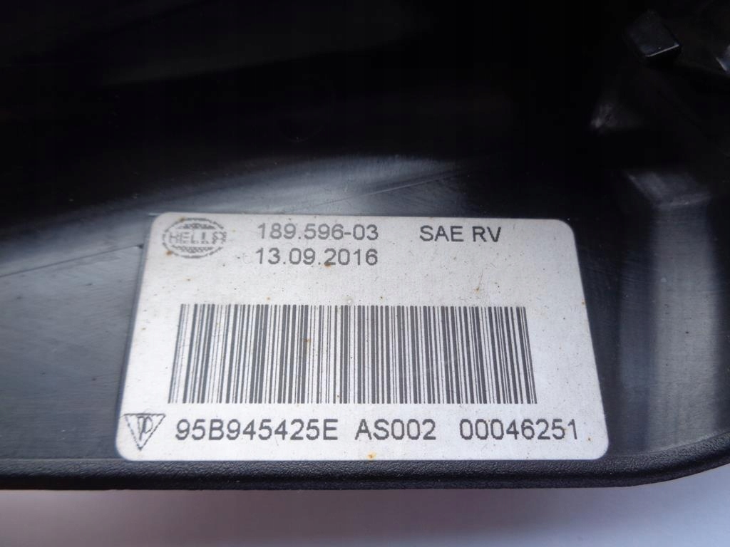 фото №9, Захист світло лампи задня ліва w кришка 95b945425e porsche macan