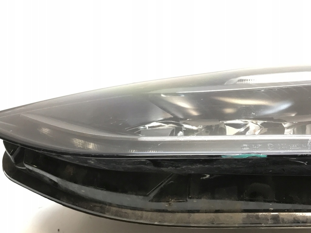 Tesla model 3 рестайлінг  фара передня ліва 1514952-00-d Зі Шроту