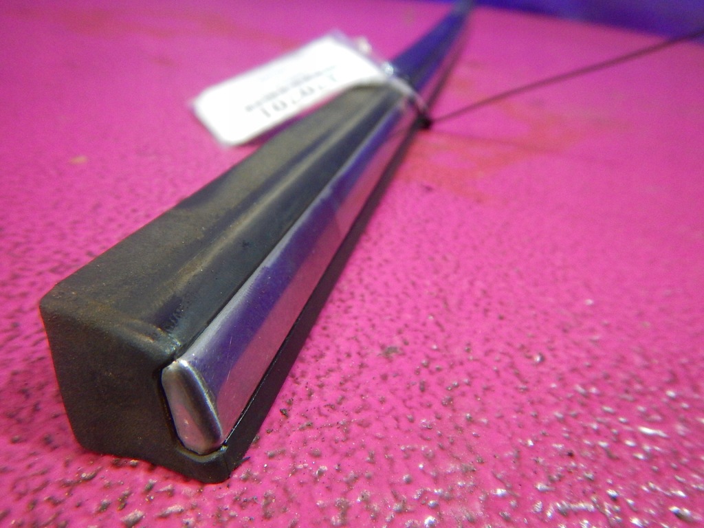 фото №4, Bravo ii 07- молдинг уплотнитель дверь левый перед