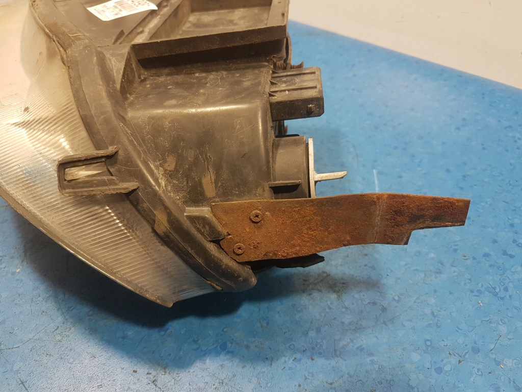 фото №9, Peugeot 406 coupe фара правый