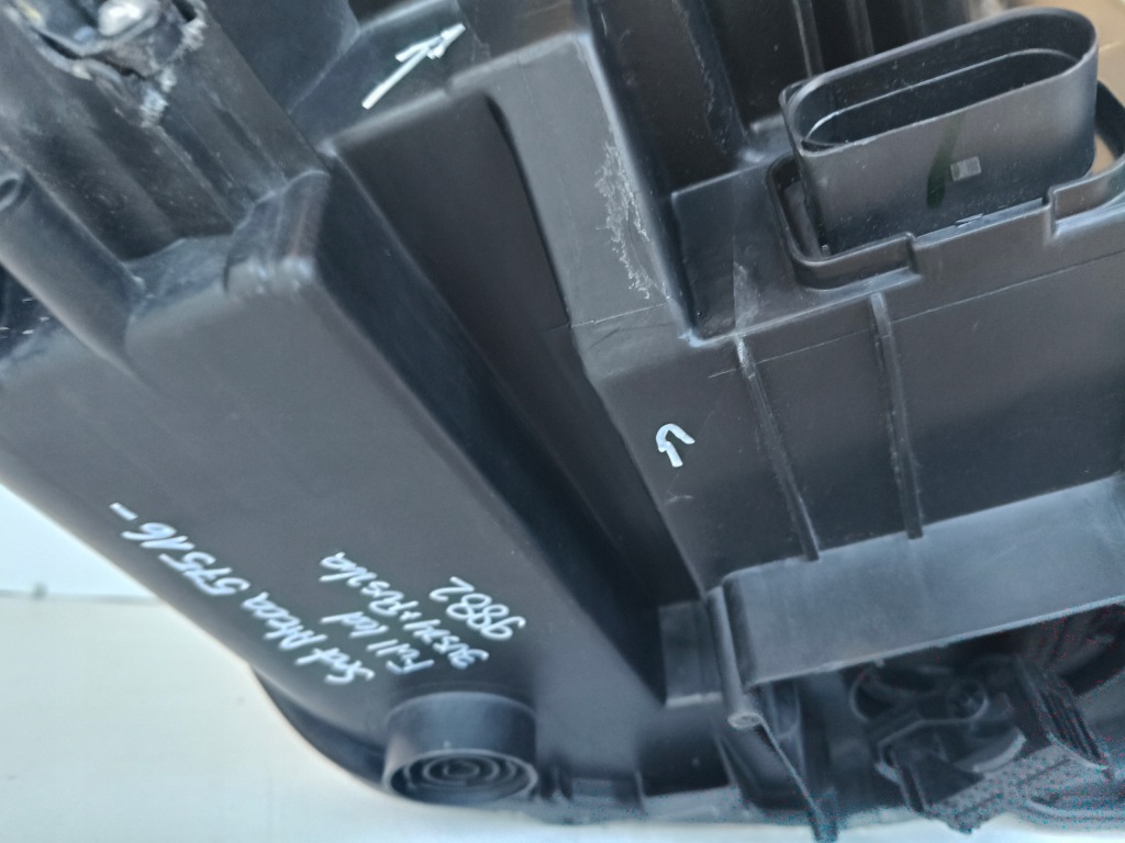 Фара левая фара seat ateca 575 16- full led Оригинал