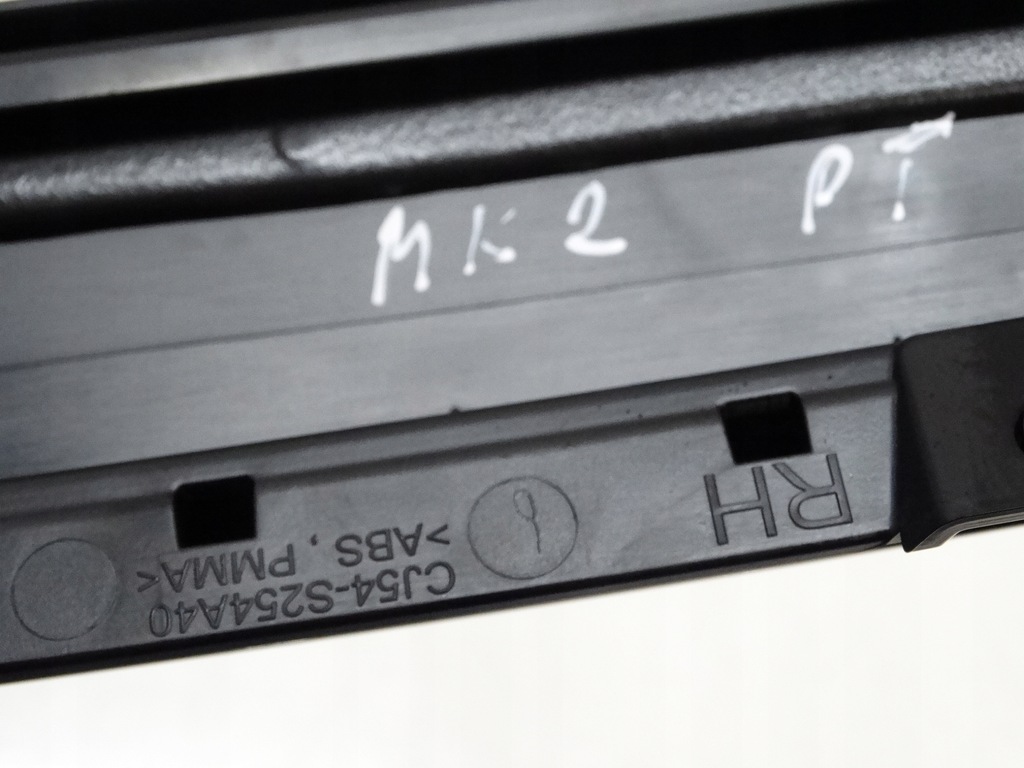 фото №11, Молдинг двері правий задня ford kuga ii cj54-s254a40