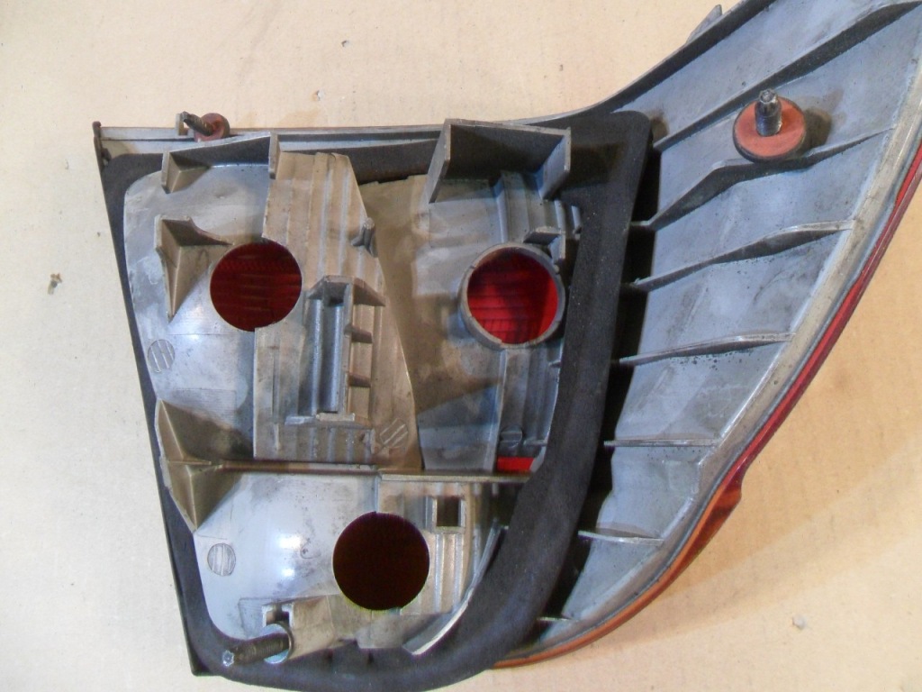 фото №15, Bmw 3 e46 sedan лампа права задня задня 8364922