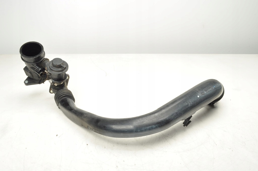 Subaru levorg 1.6 труба інтеркулер 14462aa57 в Україні