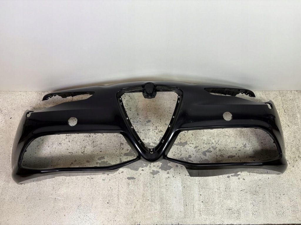 фото №1, Бампер перед передній alfa romeo giulia veloce