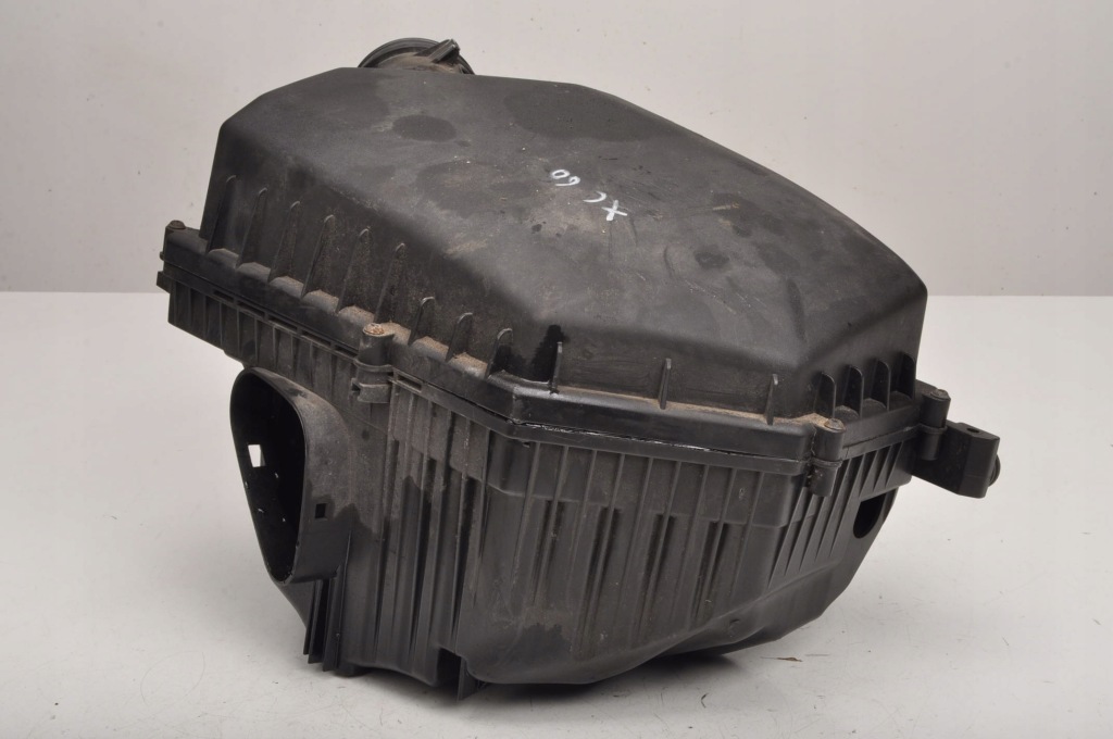 Купить Volvo xc60 s60 v60 корпус фильтра воздуха 31319684