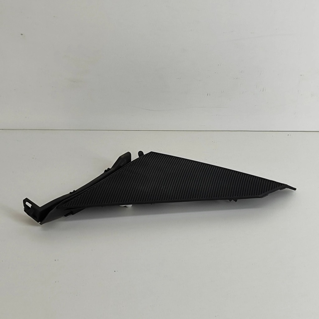 фото №5, Audi e-tron gt 2022 накладка центрального динаміка панелі приладової панелі