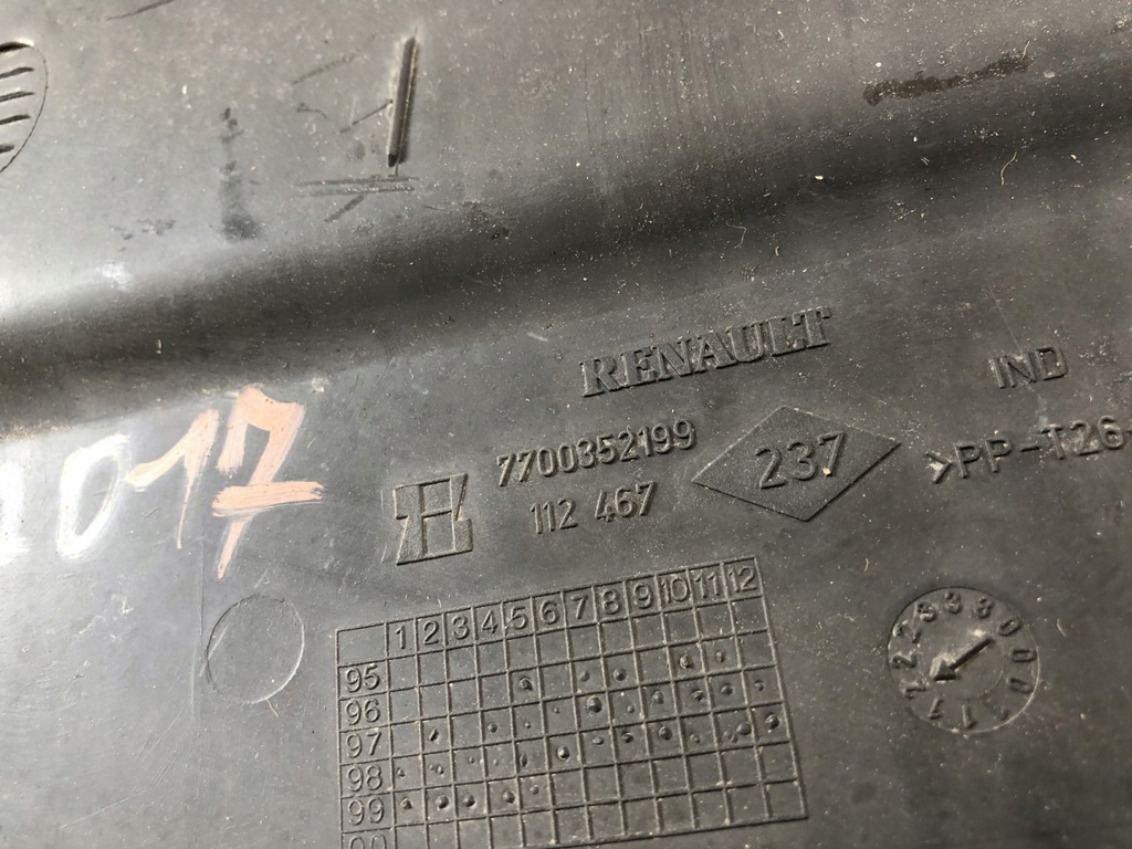 фото №4, Жабо правое renault master ii 7700352199